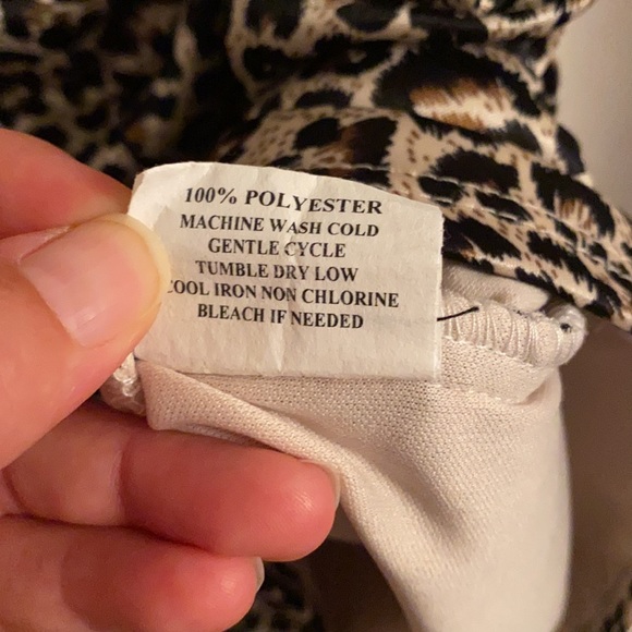 Leopard-print bodycon dress — so fun & flattering! - Picture 7 of 7